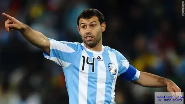 OFFICIAL: Mascherano agrees new deal